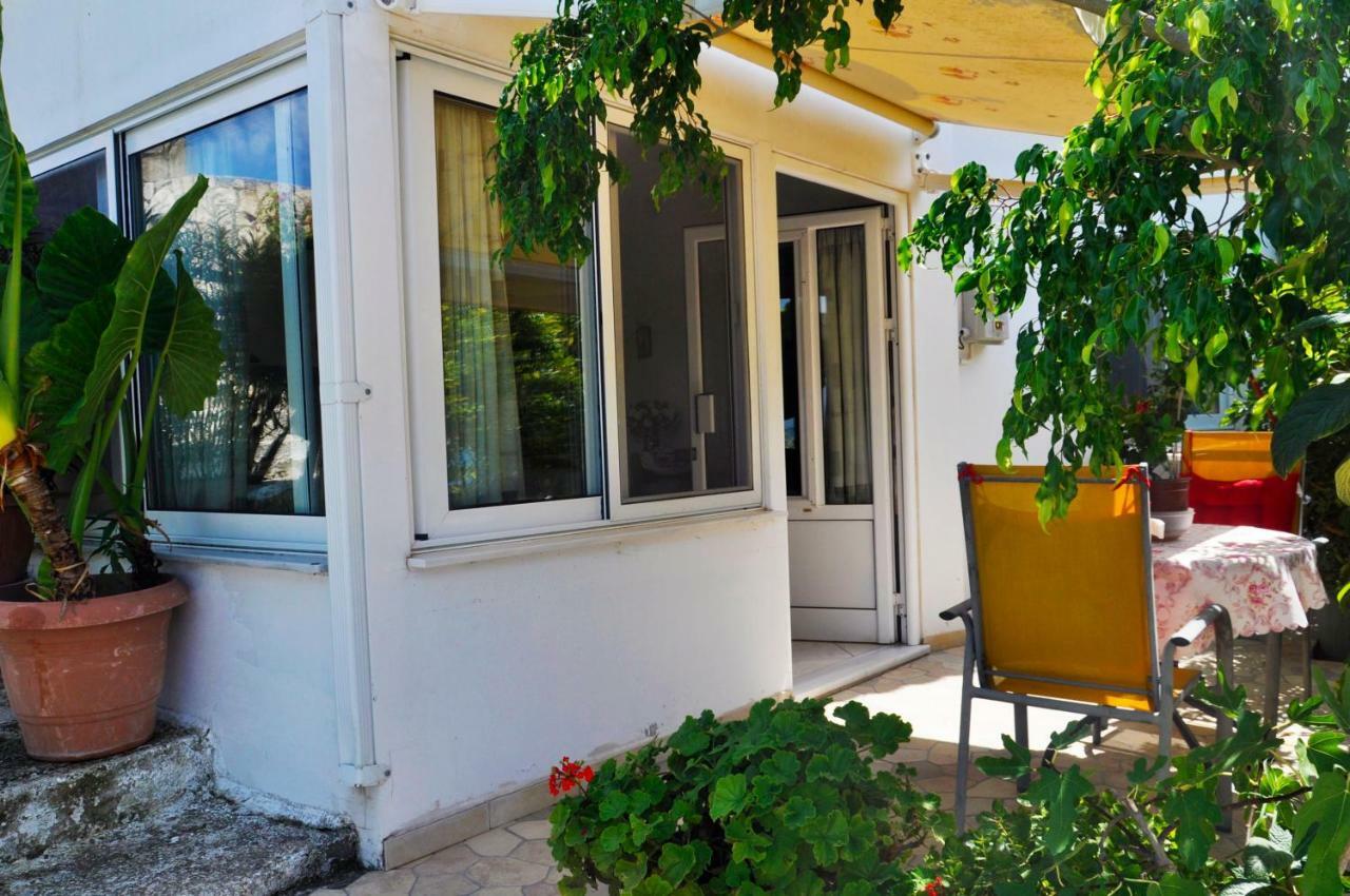 Baso Hilltop Apartments Argászi Kültér fotó